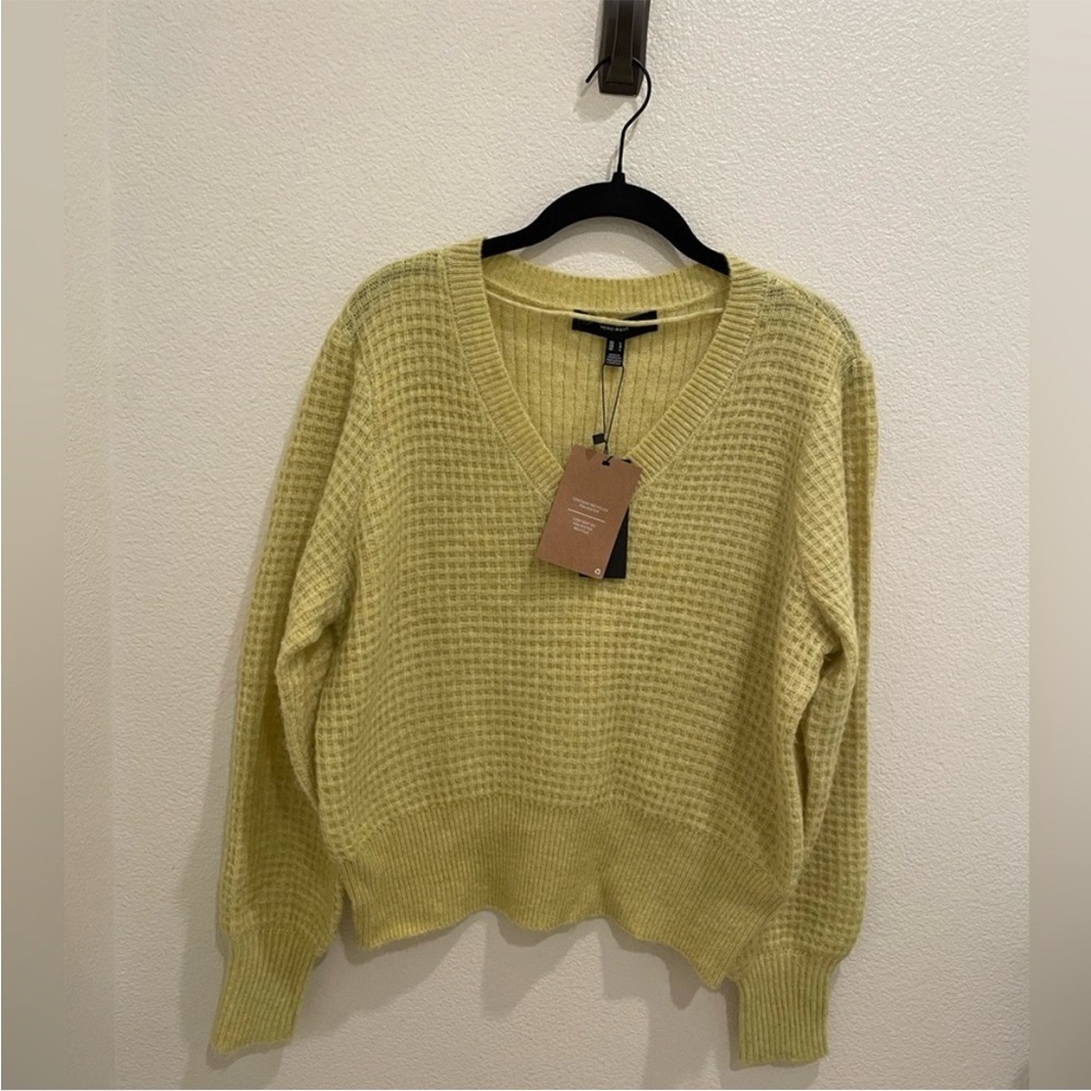 Vero Moda Waffle Knit V-Neck Sweater Women’s Large Yellow Green NWT